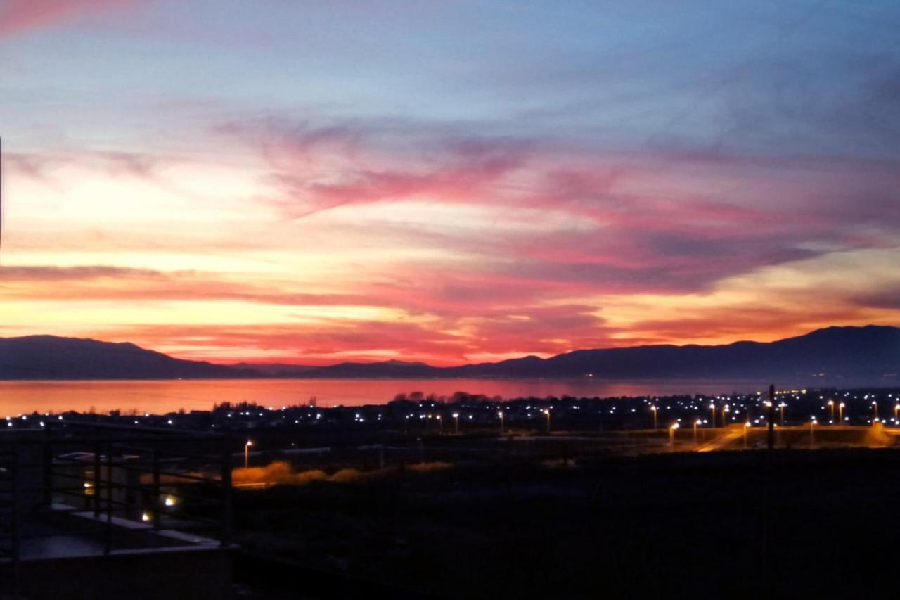 Vila Panoramico View Karianí Exteriér fotografie